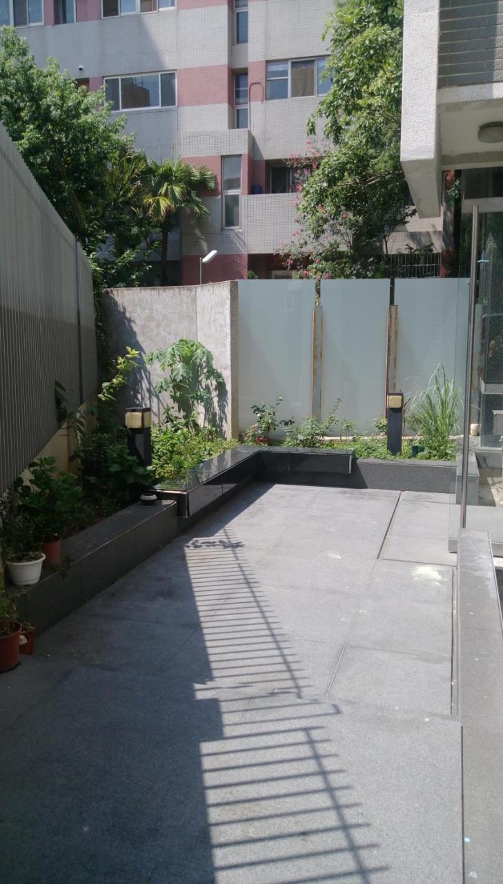 Feng Jia Homestay Ταϊχούνγκ Εξωτερικό φωτογραφία